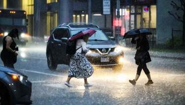 بارندگی های شدید در تورنتو برق بیش از 167 هزار کانادایی را قطع کرد